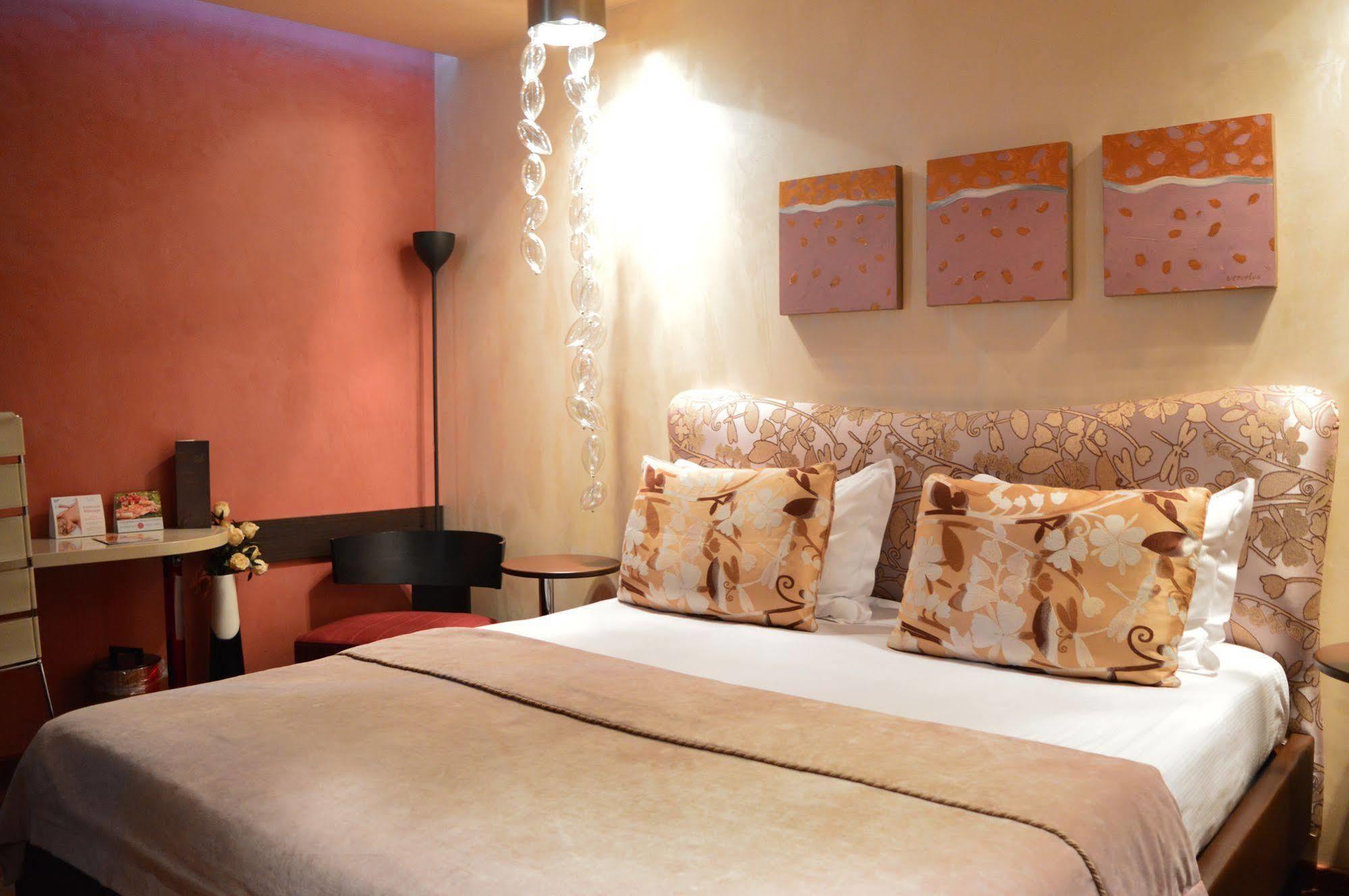 Les Fleurs Boutique Hotel Sofia Luaran gambar